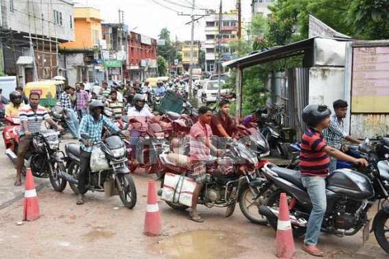 Petrol 'Crisis' is fake or real ? Will it end before July 10 ? Fuel flow undisrupted in black-markets ! 